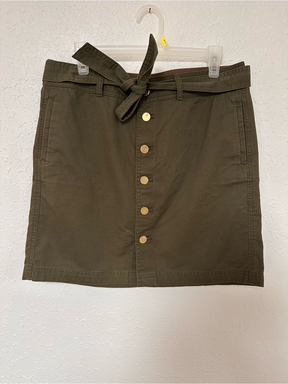 Tommy Hilfiger Olive Green Button Front Utility Mini Skirt Belted Size 8